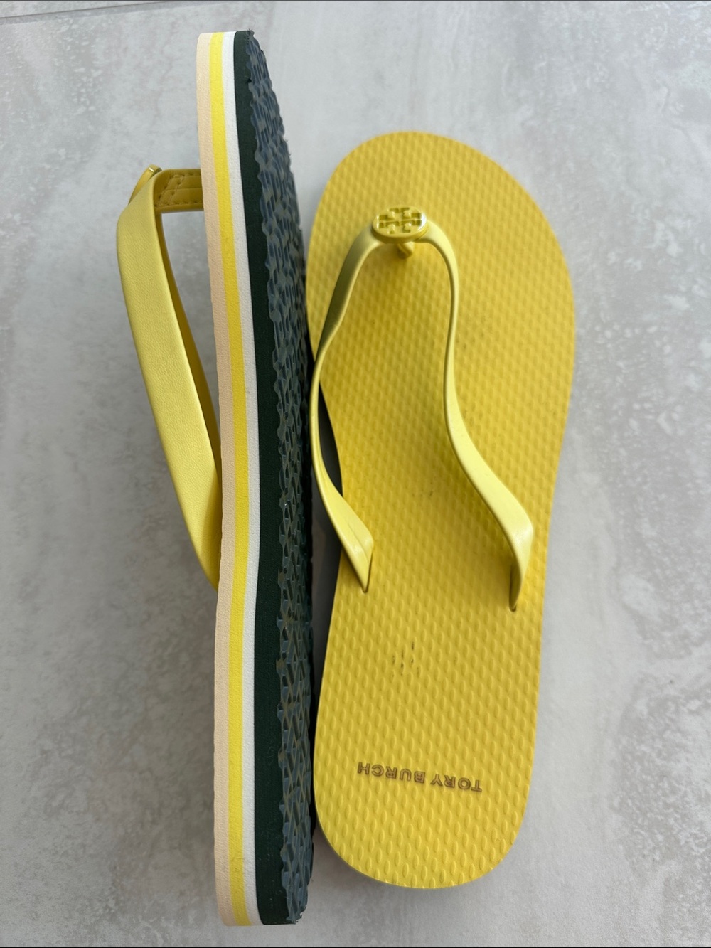 Tory Burch Bright Yellow Logo Flip Sandals - size 8 - Picture 2 of 3